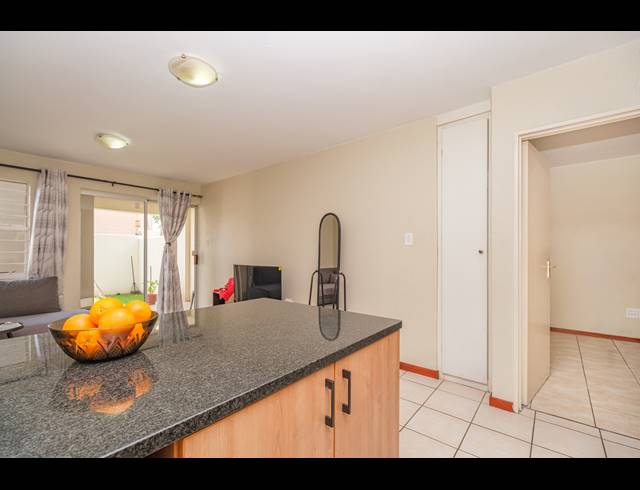 1 BEDROOM APARTMENT FOR SALE IN BLACKHEATH